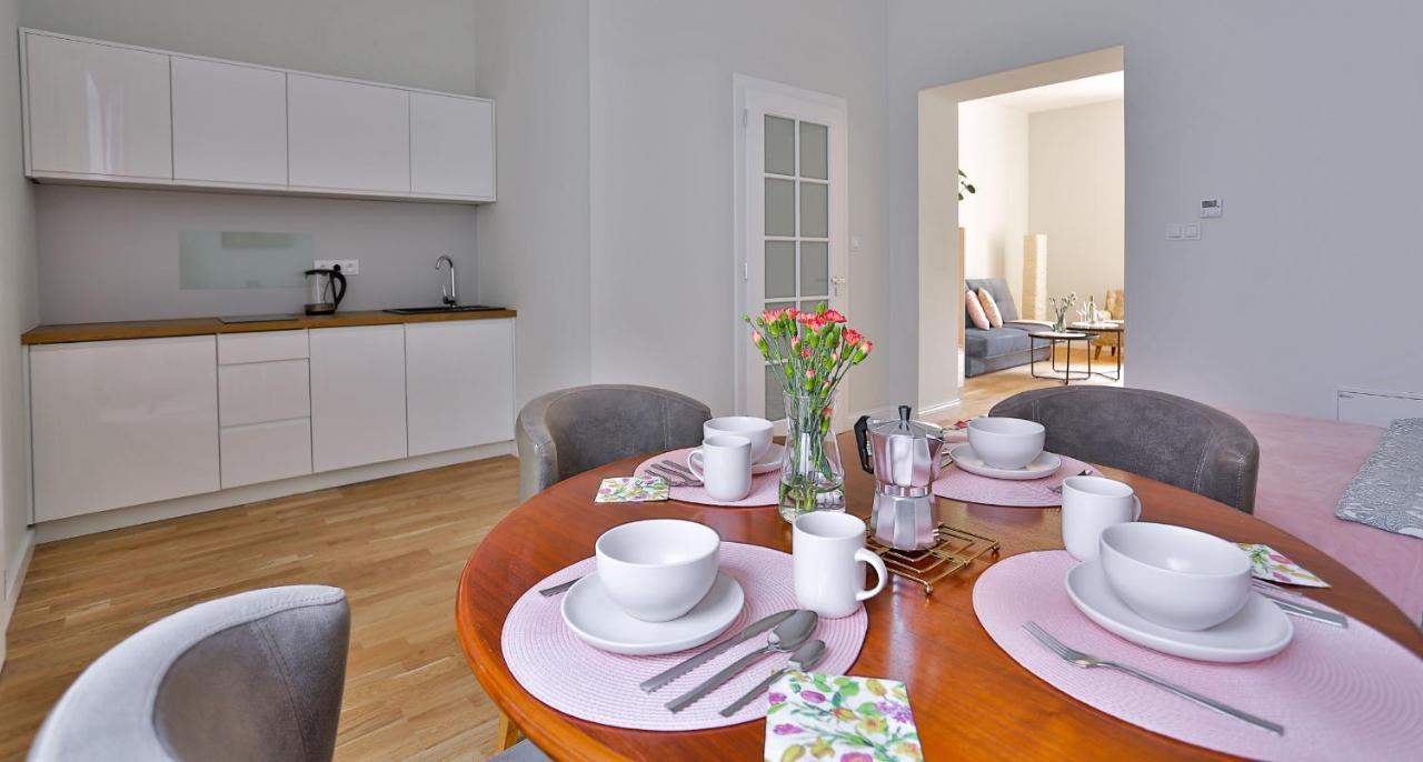 Art Palace Apartments Cracovia Esterno foto