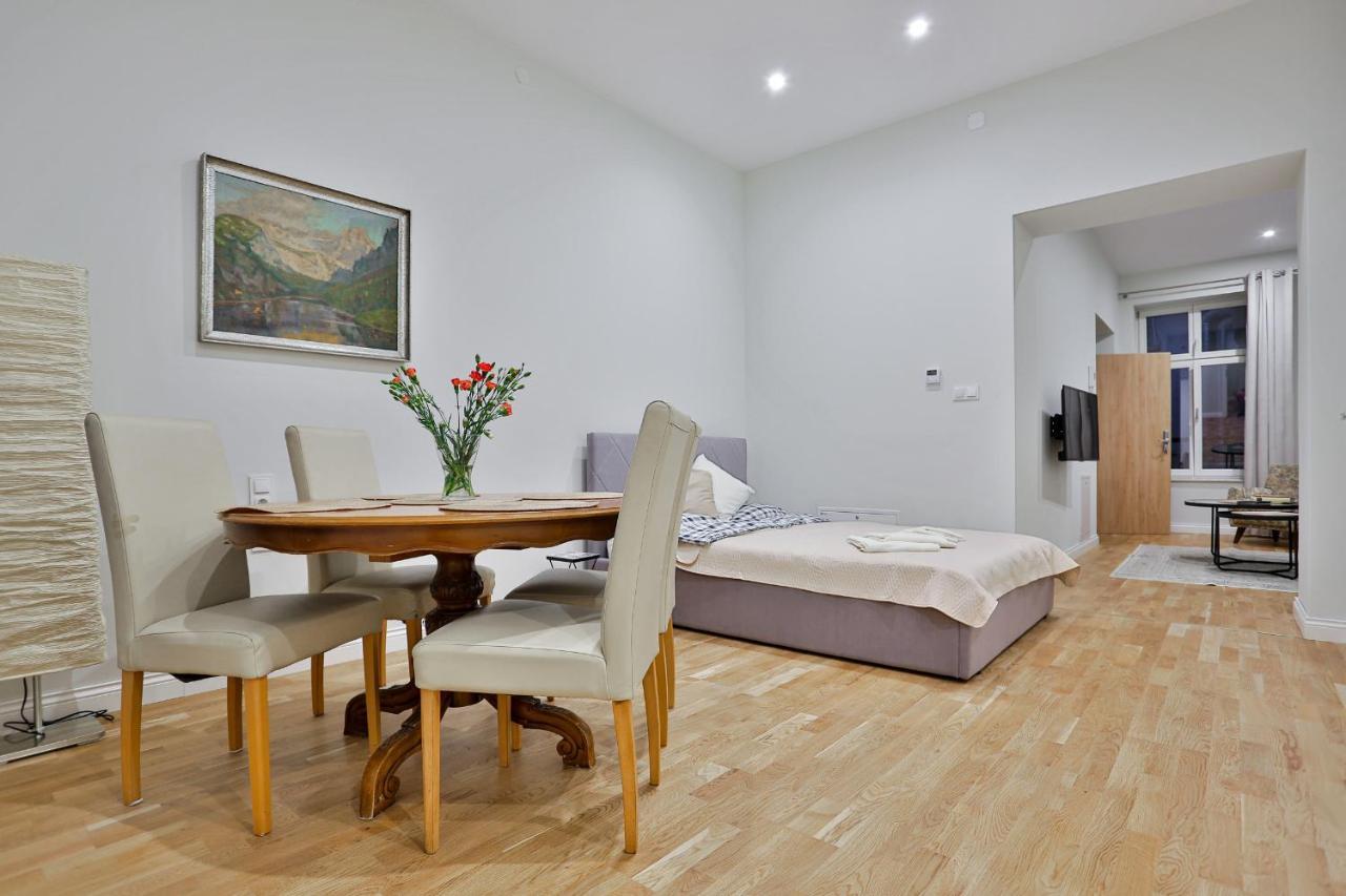 Art Palace Apartments Cracovia Esterno foto