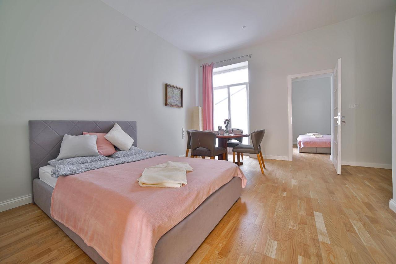 Art Palace Apartments Cracovia Esterno foto