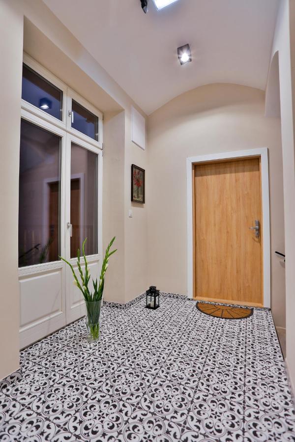 Art Palace Apartments Cracovia Esterno foto